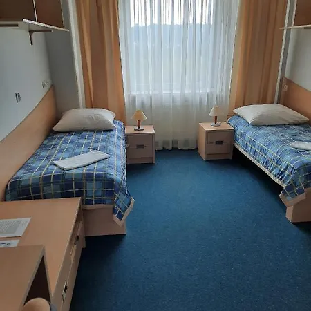 Ds Za Kolumnami Hostal