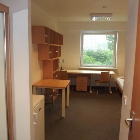 Auberge de jeunesse Ds Za Kolumnami
