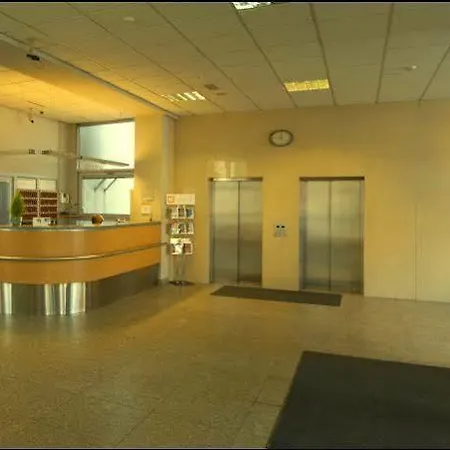 Albergue Ds Za Kolumnami *